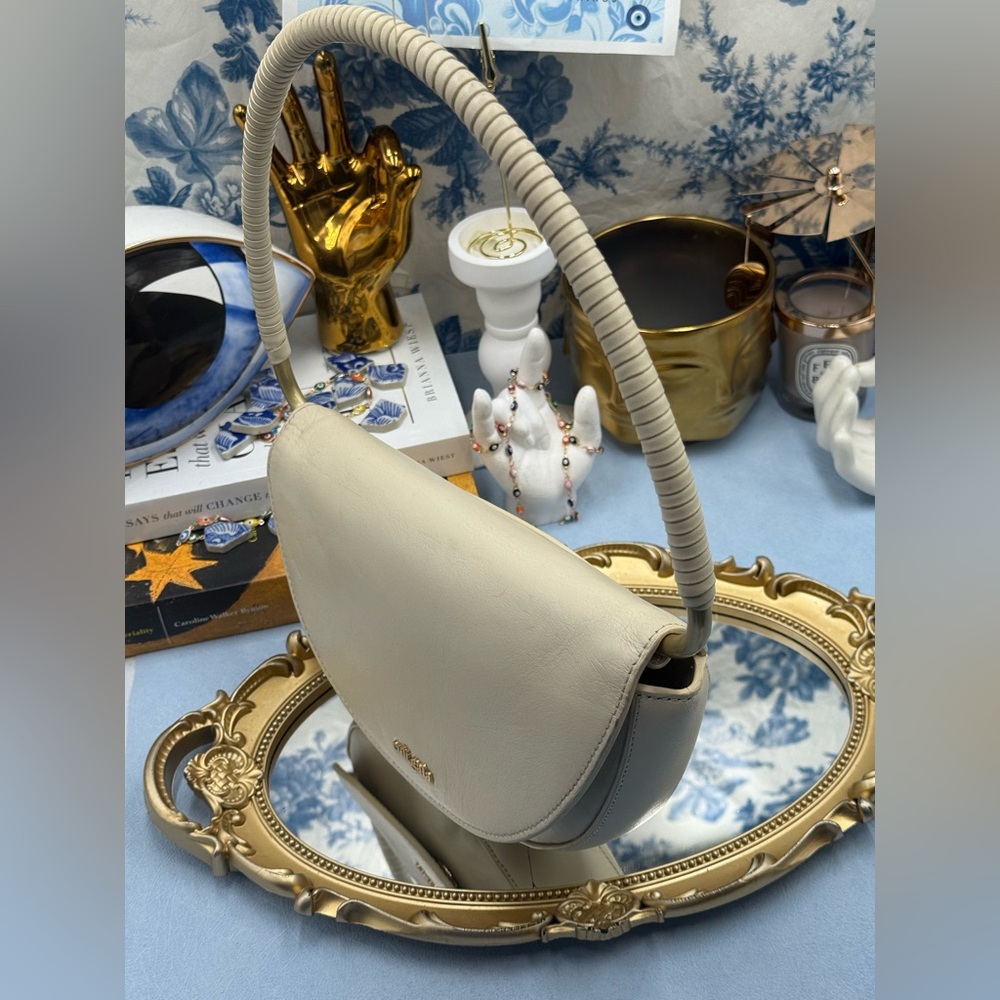 🆕 CULT GAIA 🧿 NWOT Ryka Sculptural Shoulder Bag, Off White Leather - Picture 4 of 16